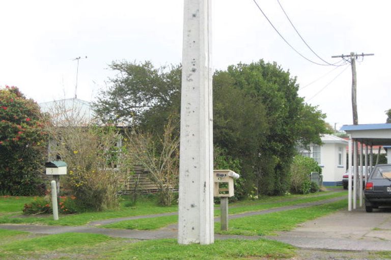 Photo of property in 3a Grey Street, Waitara, 4320