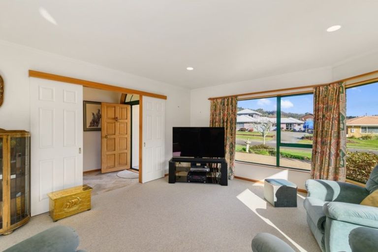Photo of property in 14 Stanley Drive, Lynmore, Rotorua, 3010