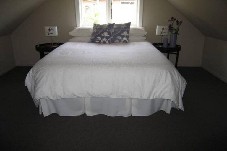 Photo of property in 3 Brenchley Road, Lyttelton, 8082