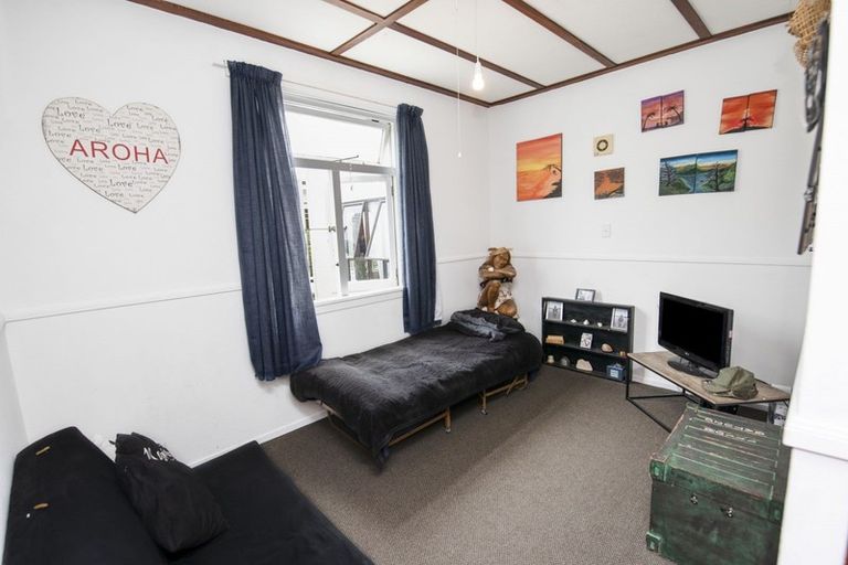 Photo of property in 1102 Saint Aubyn Street East, Parkvale, Hastings, 4122