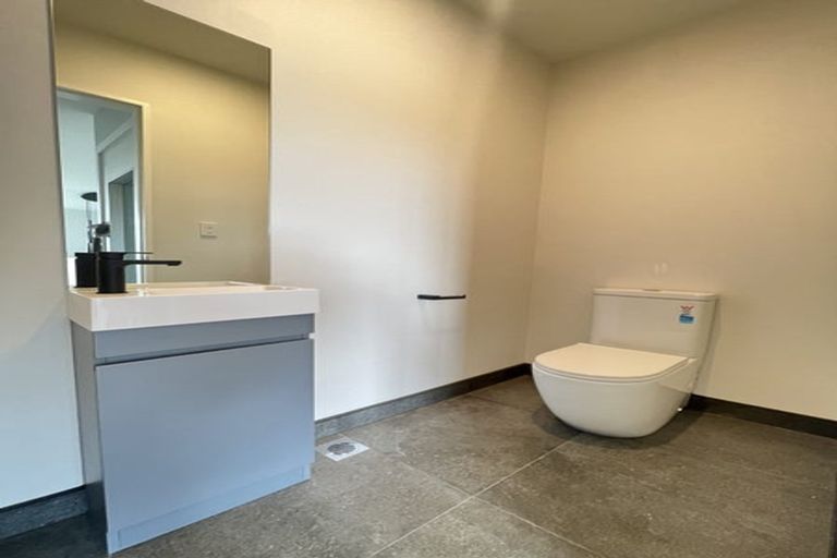 Photo of property in 167b East Coast Road, Castor Bay, Auckland, 0620