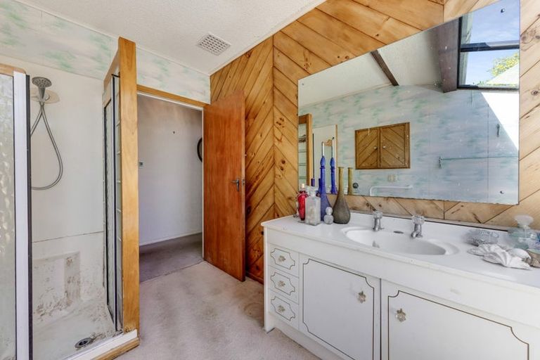 Photo of property in 49 Koromiko Street, New Lynn, Auckland, 0600