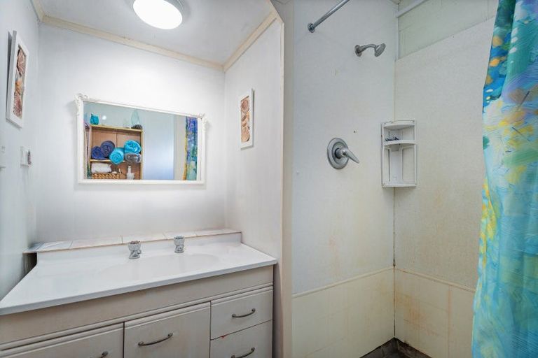 Photo of property in 64 Catherine Crescent, Whitianga, 3510