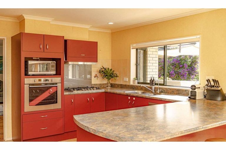 Photo of property in 14 Equestrian Drive, Kerikeri, 0294