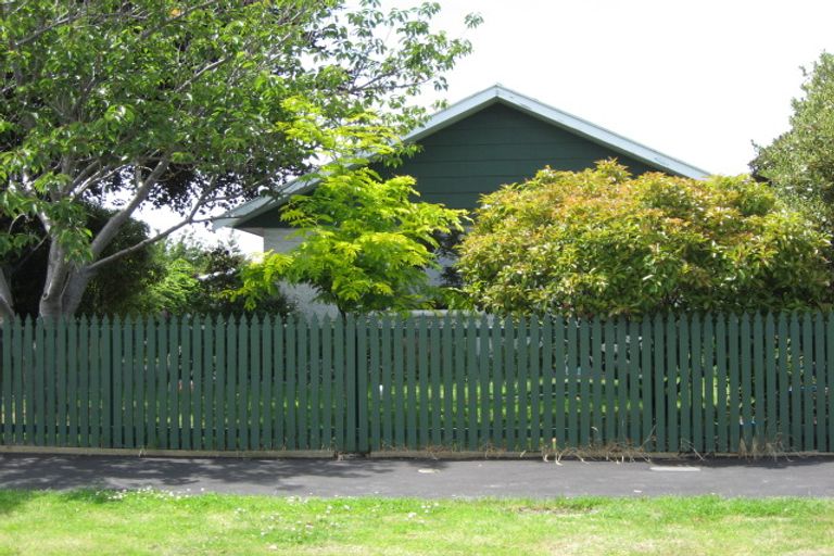 Photo of property in 26 Belmont Street, Avondale, Christchurch, 8061