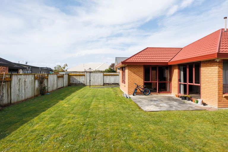 Photo of property in 49 Branigan Parade, Kelvin Grove, Palmerston North, 4414