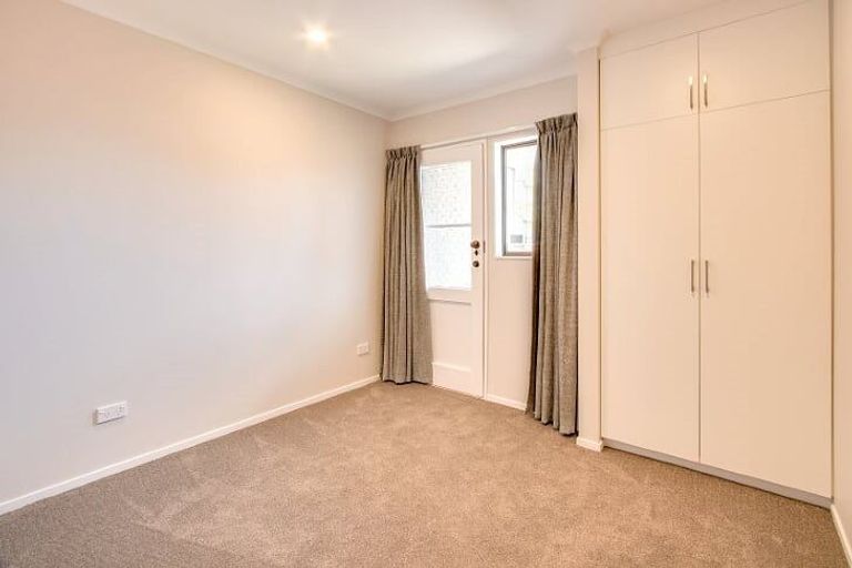 Photo of property in 112a Avondale Road, Taradale, Napier, 4112