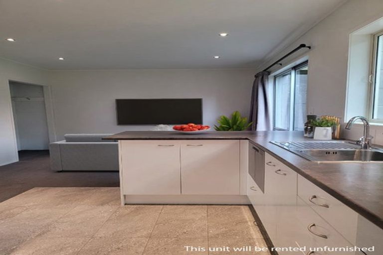 Photo of property in 2/7 Morice Place, Torbay, Auckland, 0630