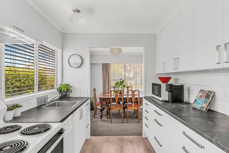 Photo of property in 277 Aberdeen Road, Gisborne, 4010