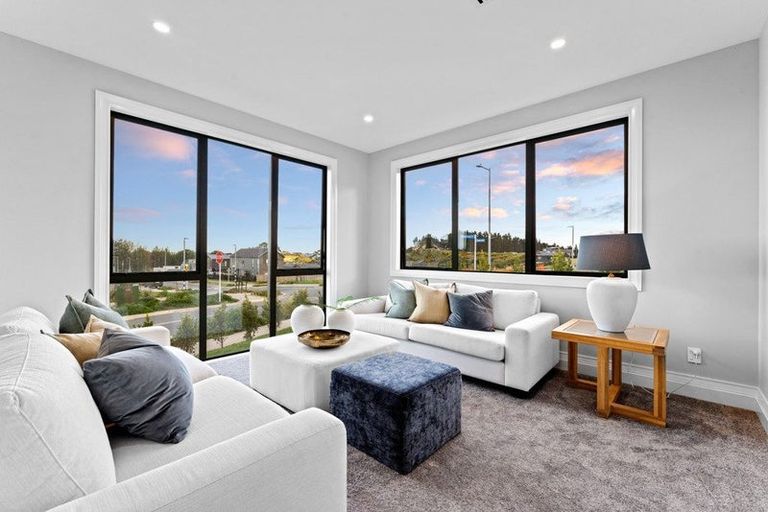 Photo of property in 20 Kikorangi Drive, Wainui, 0992