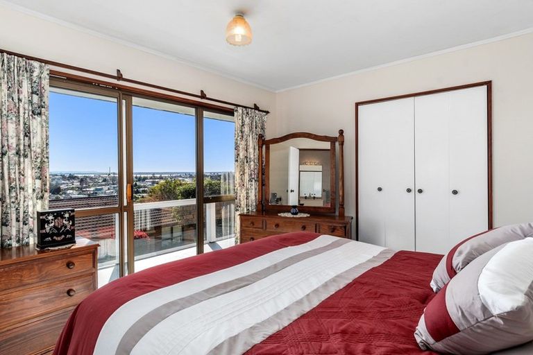 Photo of property in 145 Bellevue Road, Brookfield, Tauranga, 3110