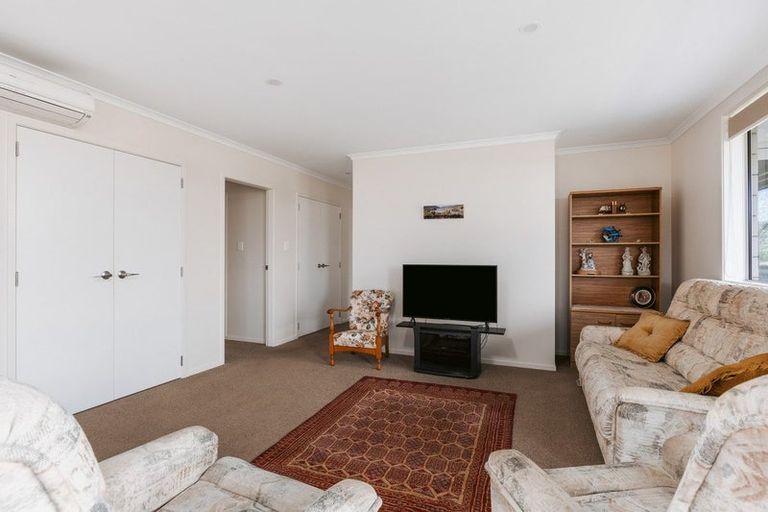 Photo of property in 5 Vista Close, Omokoroa, 3114