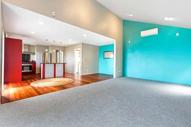 Photo of property in 9 Dudley Crescent, Cable Bay, 0420