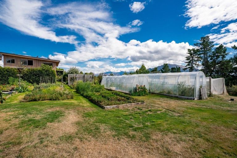 Photo of property in 15 Fort Place, Hawea Flat, Wanaka, 9382