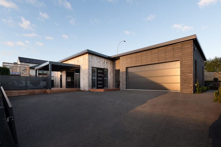 Photo of property in 4 Maanihi Drive, Rototuna North, Hamilton, 3210