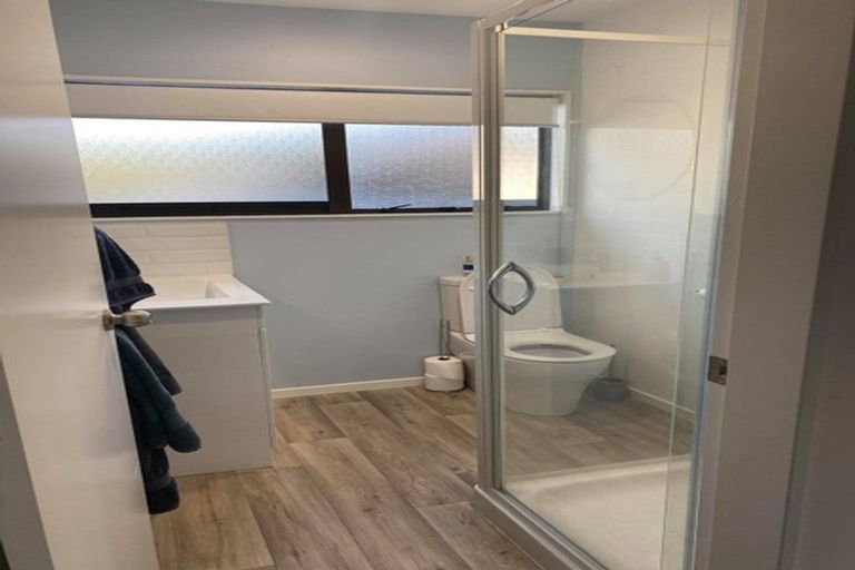 Photo of property in 6a Vincent Street, Waterloo, Lower Hutt, 5011