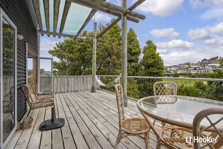 Photo of property in 7b Mayor View Terrace, Waihi Beach, 3611