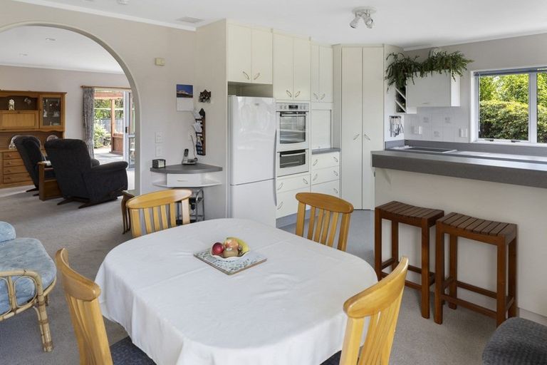 Photo of property in 21 Coleridge Place, Stoke, Nelson, 7011