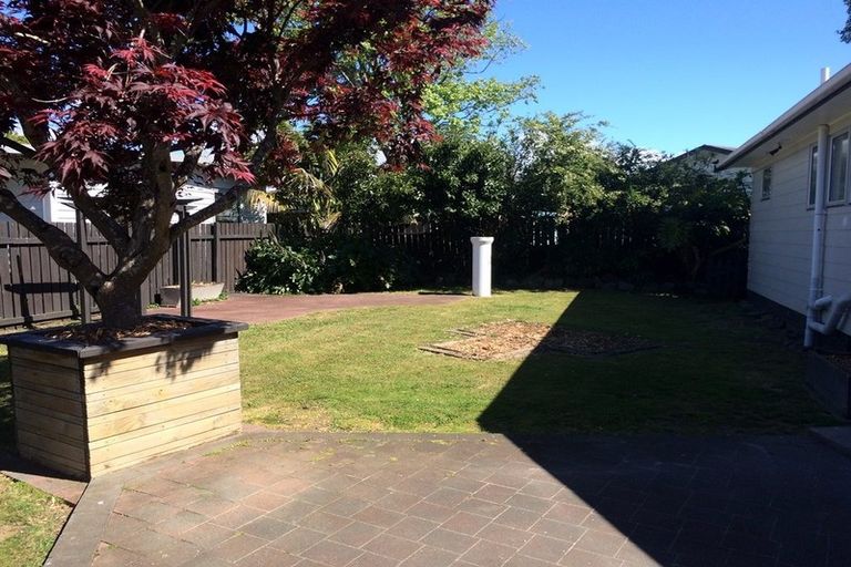 Photo of property in 42 Yearsley Place, Manurewa, Auckland, 2102