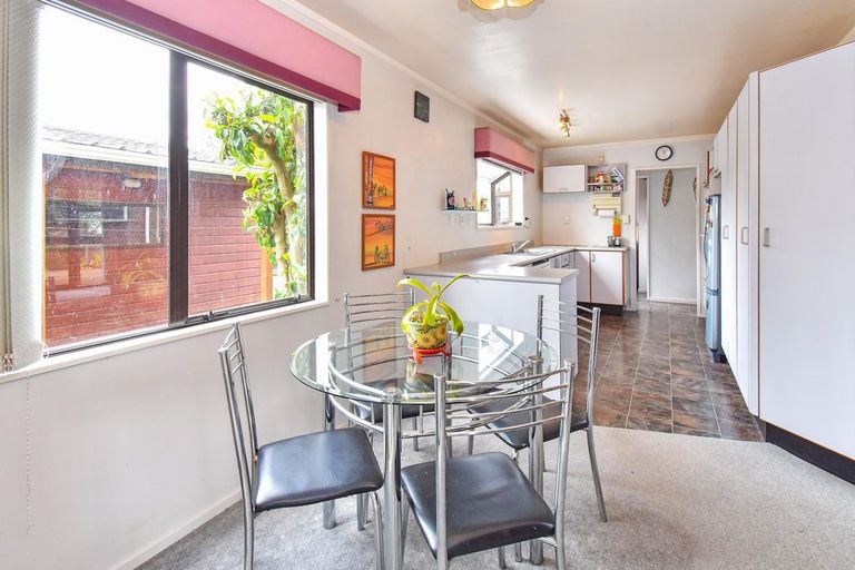 Photo of property in 12a Shepherds Road, Papakura, 2110