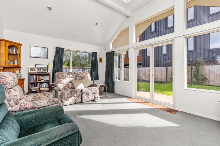 Photo of property in 2/21 Joll Road, Havelock North, 4130