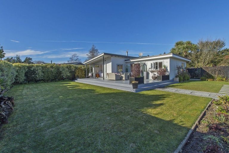 Photo of property in 31 Broadway Avenue, Waikuku Beach, 7473