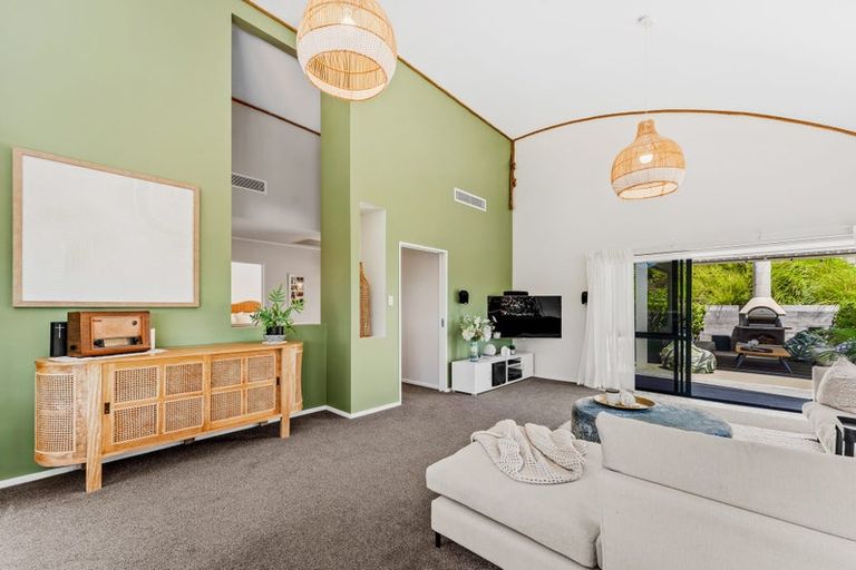 Photo of property in 18 Palm Cove, Arkles Bay, Whangaparaoa, 0932