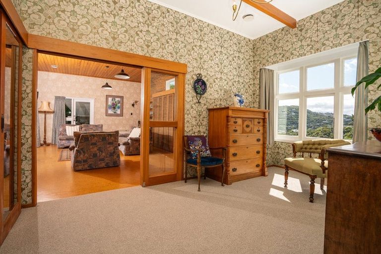 Photo of property in 169 Wadestown Road, Wadestown, Wellington, 6012