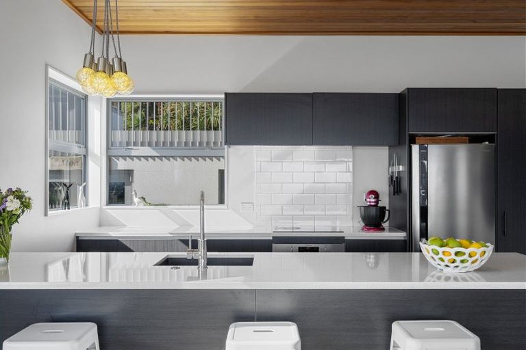 Photo of property in 12 Marama Crescent, Mount Pleasant, Christchurch, 8081