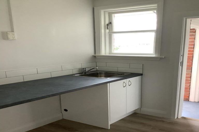 Photo of property in 8 Dunarnan Street, Avonside, Christchurch, 8061