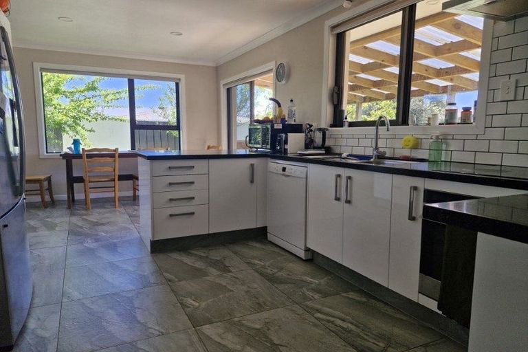 Photo of property in 10 Mangati Road, Bell Block, New Plymouth, 4312