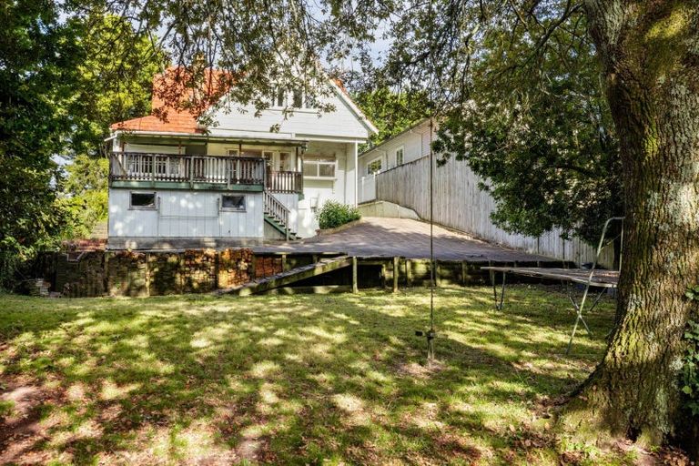 Photo of property in 128 River Road, Hamilton East, Hamilton, 3216