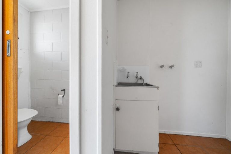 Photo of property in 124d Govett Avenue, Frankleigh Park, New Plymouth, 4310