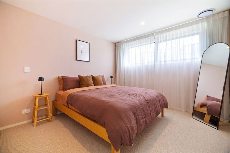 Photo of property in 18 Grain Close, Jacks Point, 9371