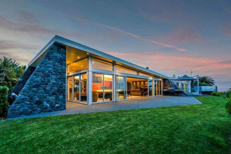 Photo of property in 137 Turangi Road, Motunui, Waitara, 4383