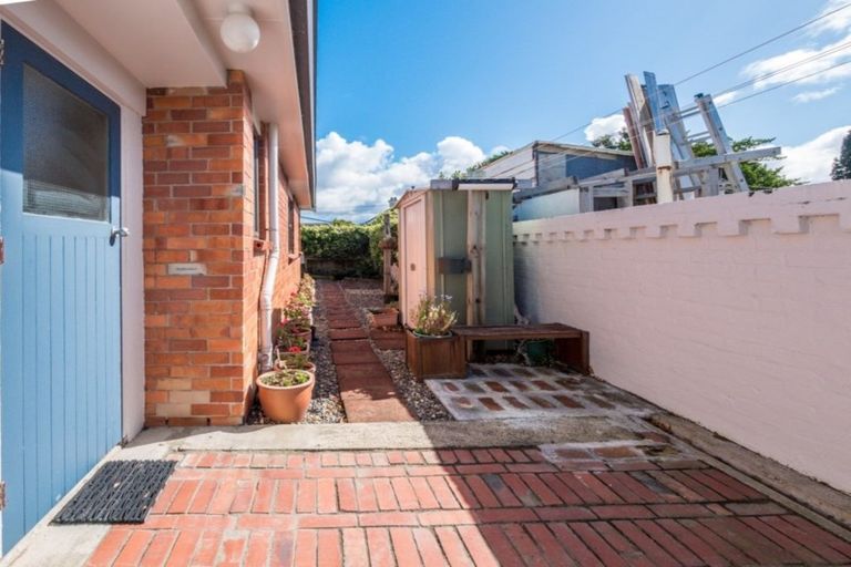 Photo of property in 59 Dalgety Street, Saint Kilda, Dunedin, 9012