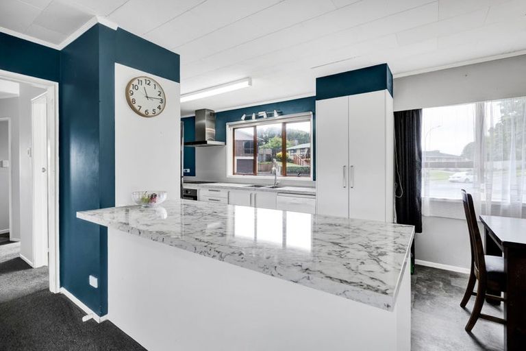 Photo of property in 5 Bronte Place, Whalers Gate, New Plymouth, 4310