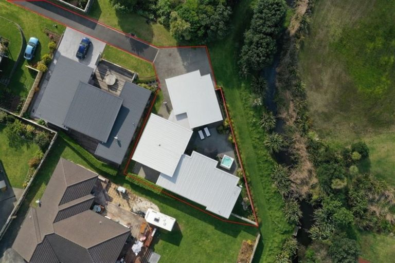 Photo of property in 10b Longboard Drive, Waihi Beach, 3611