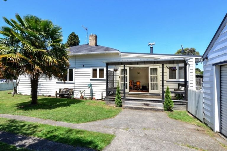 Photo of property in 15 Myrtle Street, Hamilton East, Hamilton, 3216