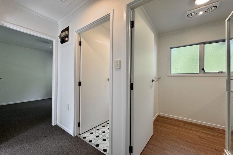 Photo of property in 321a Huia Road, Titirangi, Auckland, 0604