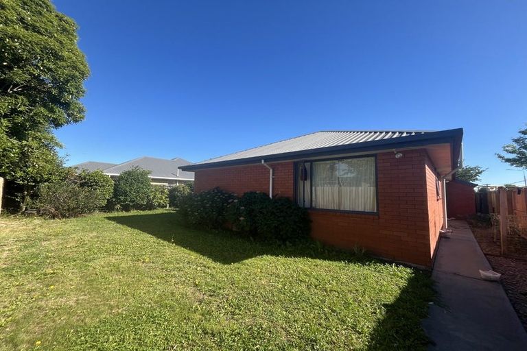 Photo of property in 2/137 Harewood Road, Papanui, Christchurch, 8053