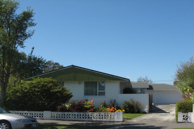 Photo of property in 8 Eastling Street, Bishopdale, Christchurch, 8053