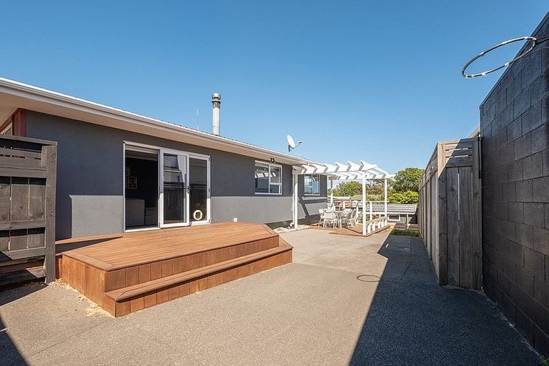 Photo of property in 6 Sole Avenue, Bell Block, New Plymouth, 4312