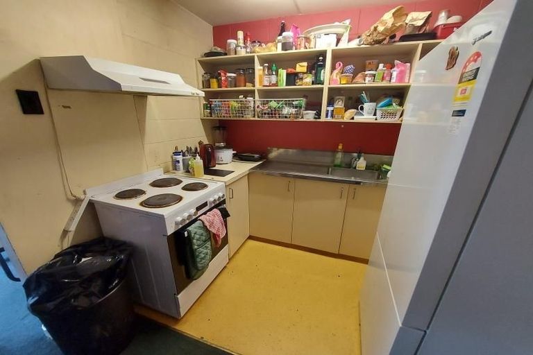 Photo of property in Te Awhina Apartments, 19/22 Sussex Street, Mount Cook, Wellington, 6021