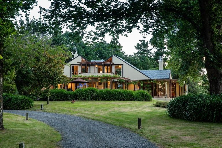 Photo of property in 124 Puketitiri Road, Poraiti, Napier, 4182