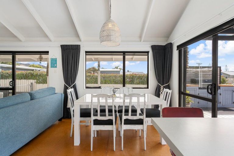 Photo of property in 215a Kiwi Road, Whangamata, 3620