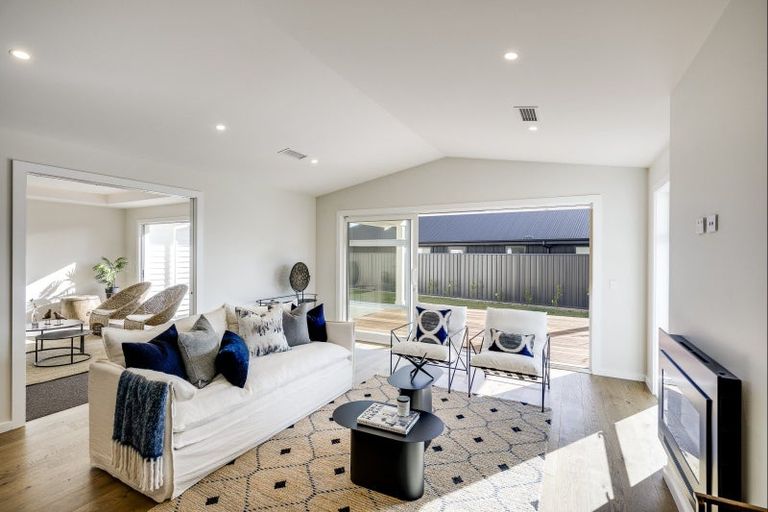 Photo of property in 18 Rich Rise, Havelock North, 4130