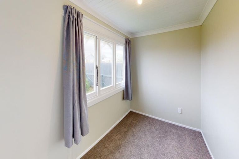 Photo of property in 82 Matai Street, Castlecliff, Whanganui, 4501