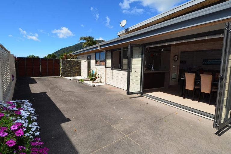 Photo of property in 115 Motu Hei, Pauanui, Hikuai, 3579