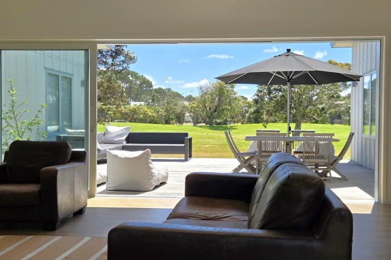 Photo of property in 117 The Fairway, Matarangi, Whitianga, 3592
